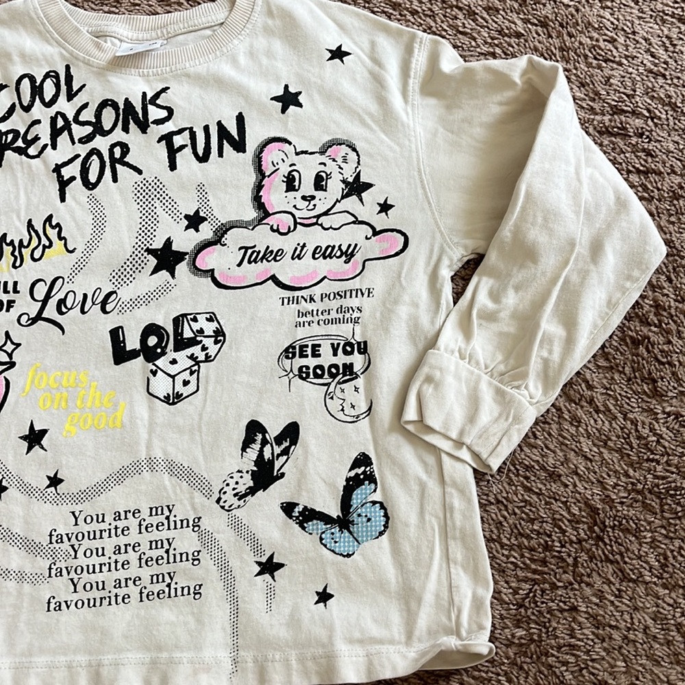 Top - Picture 2 of 3